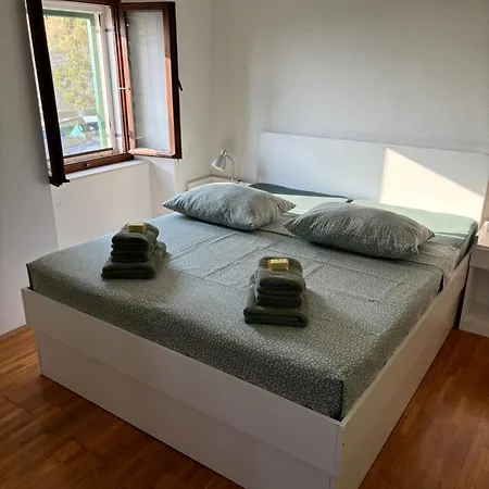 Kameni Cvijet Murvica (Brac)