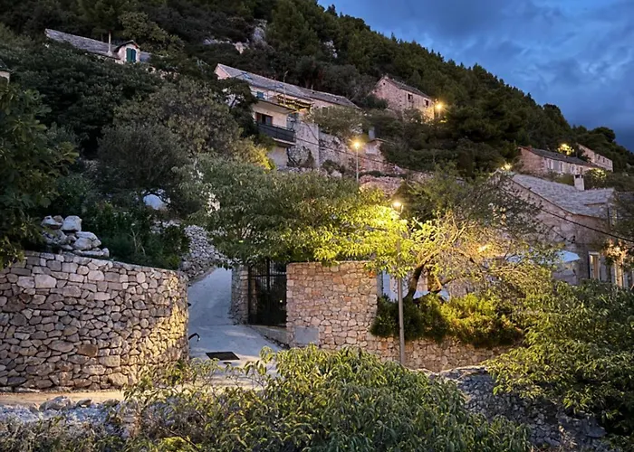 Kameni Cvijet Apartamento *